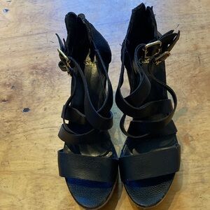 GAP Black Platform Strappy Sandals